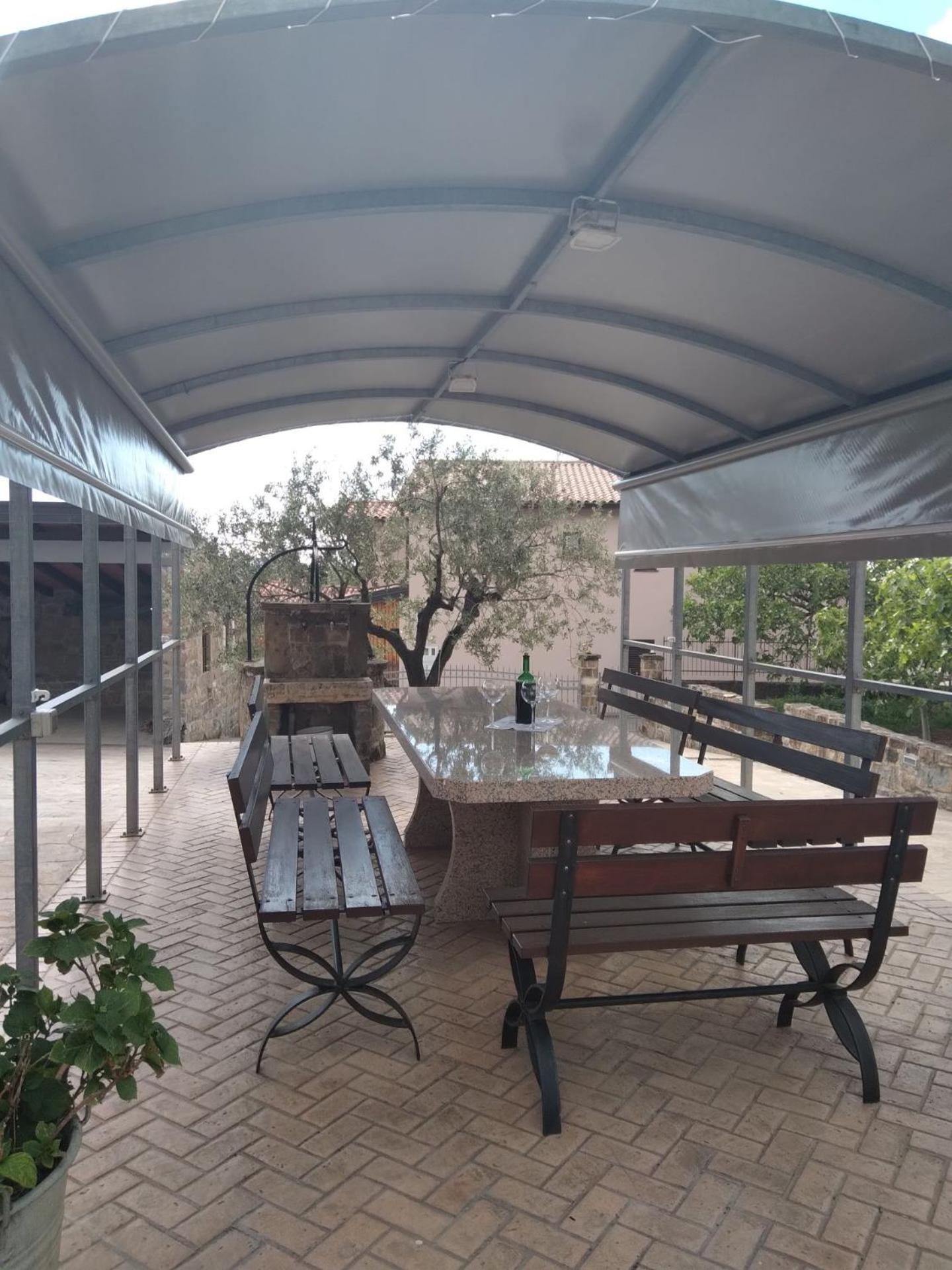 Tourist Farm With Apartments Fig Tree Dekani Bagian luar foto